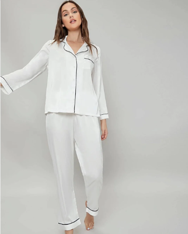 Big Offer Women Silk Nightsuit