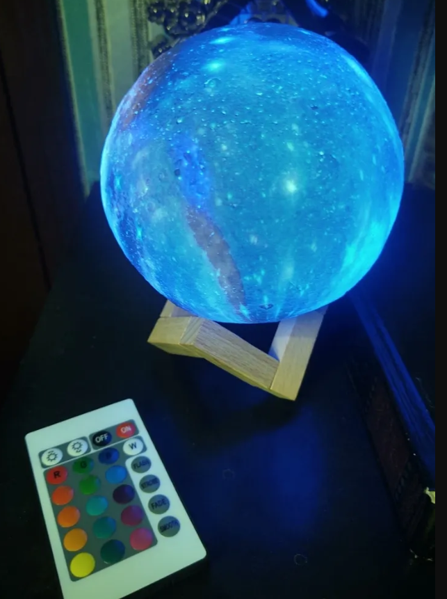 Planet Touch Lamp With Remote