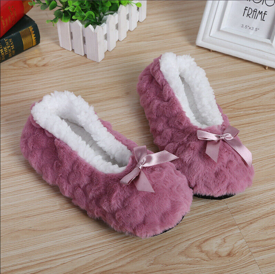 Women Warm Plush Soft Indoor Slippers