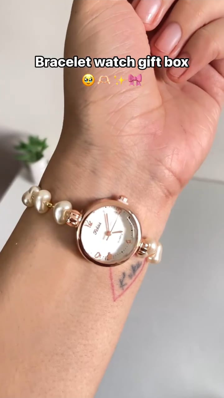 Swan Bracelet Watch With Box