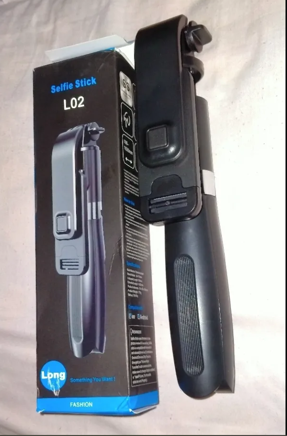 Wireless Selfie Stick &amp; Tripod