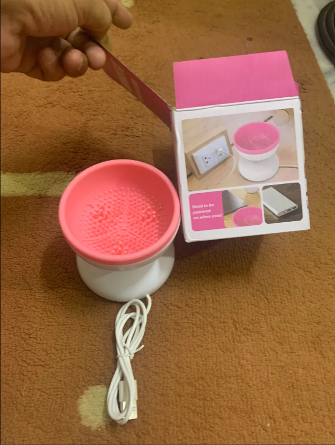 Makeup Brush Cleaning Machine