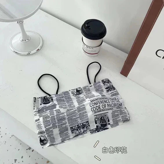 Trendy Newspaper Print Seamless Ice Silk Back Wrap Bra with Padded Comfort