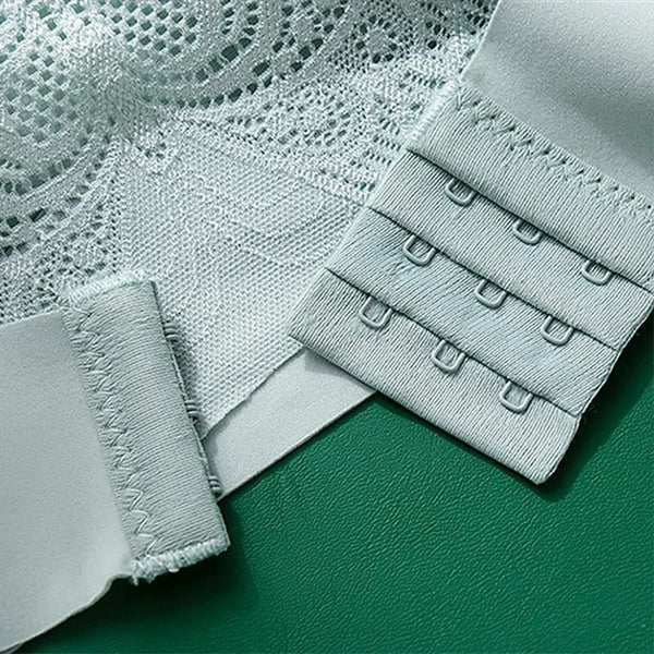 Seamless Push-Up Bra for Women – No Steel Ring, Backless Design, Chest Correction with Two-in-One Front Buckle